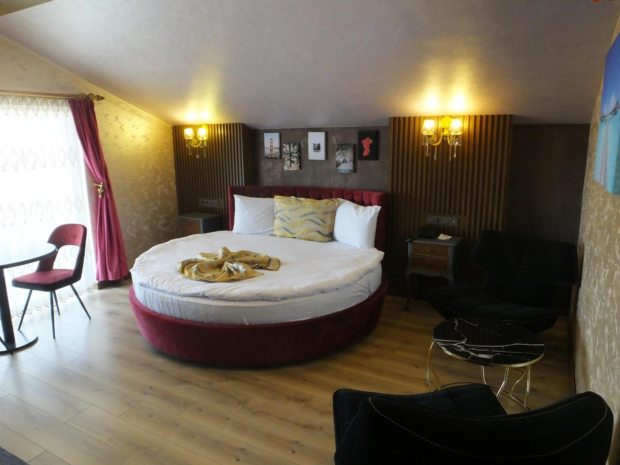 Ankuva Hotel 4*